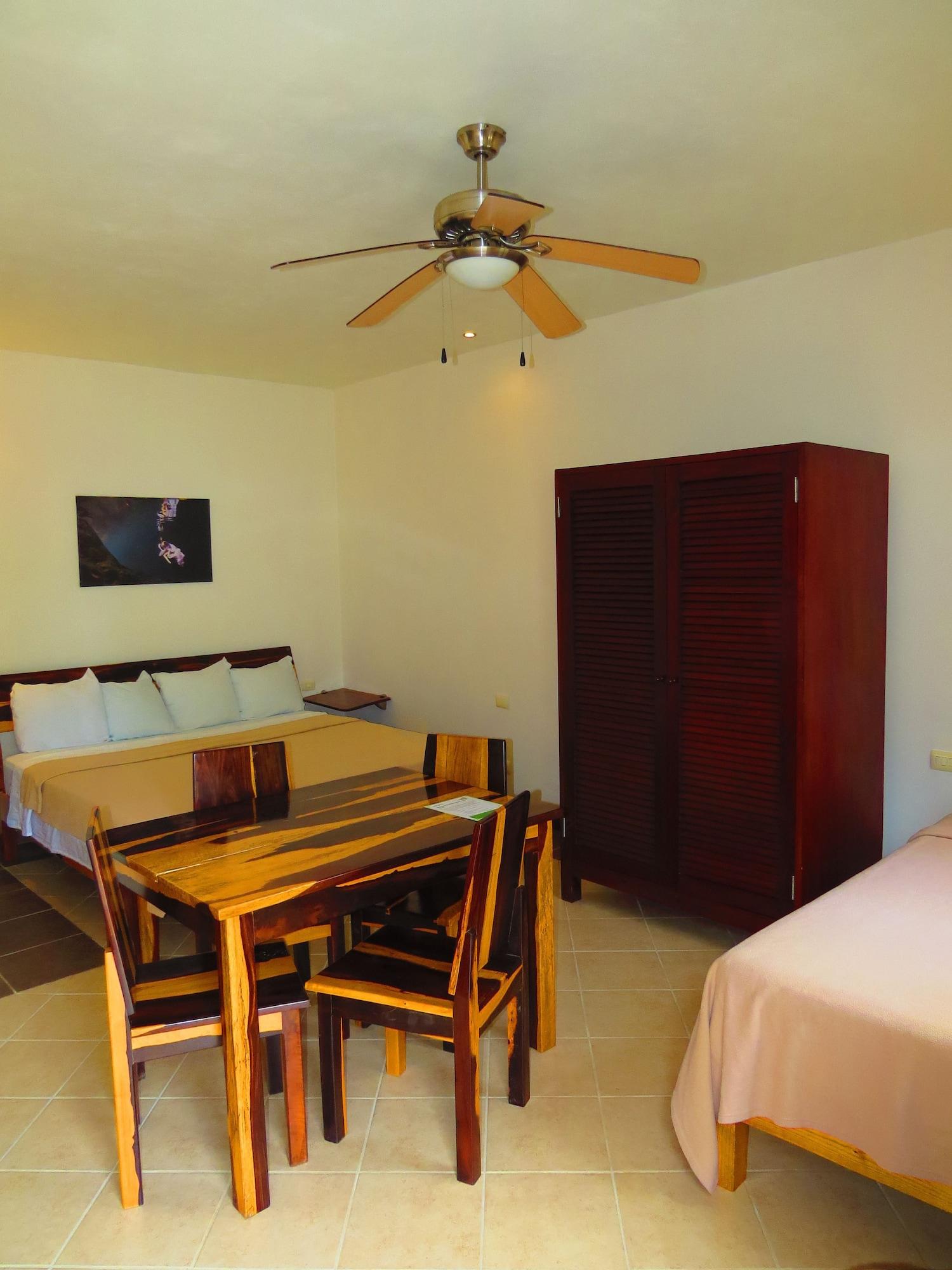 Xibalba Hotel Dive Center Tulum Zewnętrze zdjęcie